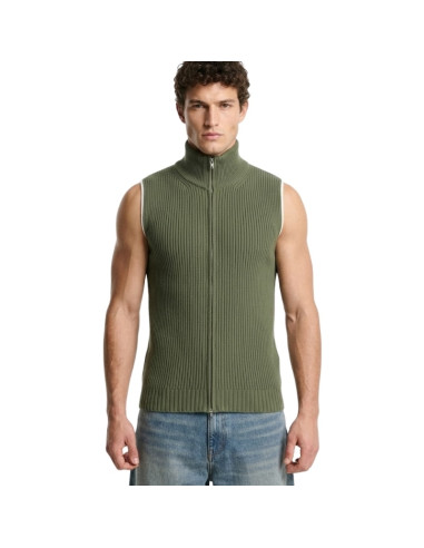 Gilet Maille Vert Homme MM6 présenté porté de face｜Boutique Homme Toulouse