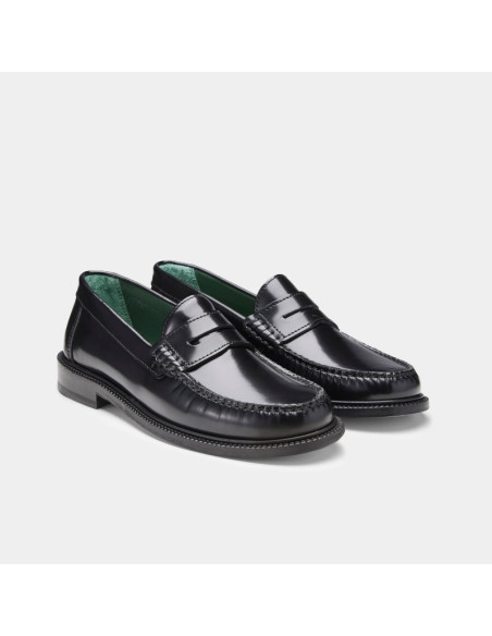 Mocassin Yardee Loafer Noir Homme Vinny's présenté porté de face｜Boutique Homme Toulouse