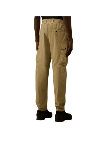 Pantalon Cargo 50 Fili Stretch Elasticated Lens Moss Gray Homme Cp Company présenté porté de dos｜Boutique Homme Toulouse