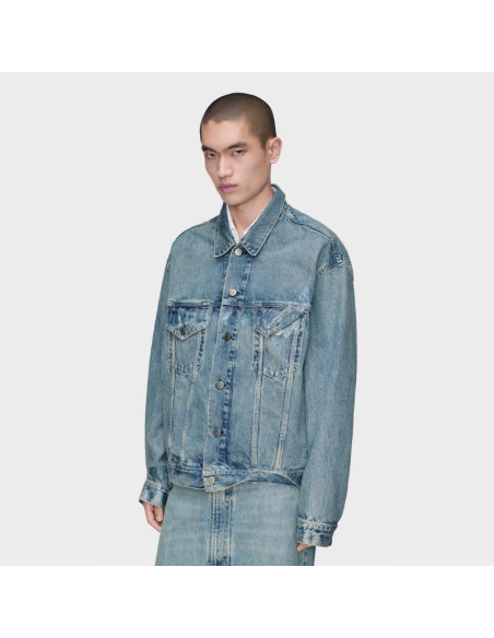 Veste en denim Taped Bleu Clair Homme Margiela présentée portée de face｜Magasin Homme Toulouse