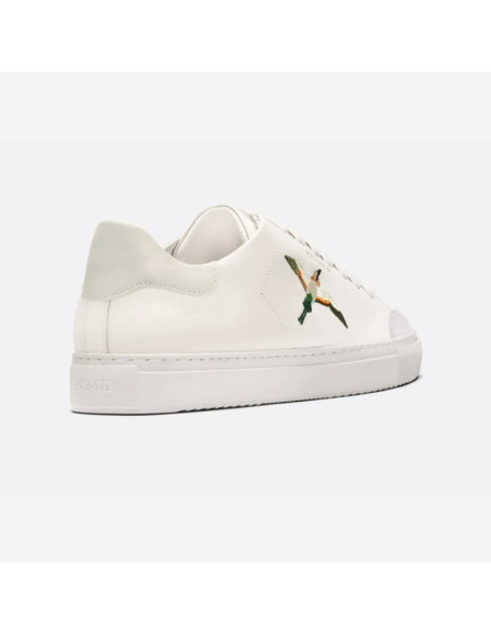 Sneakers Clean 90 B Bird Beige/Blanc Homme Axel Arigato présentées portées de dos｜Magasin Homme Toulouse
