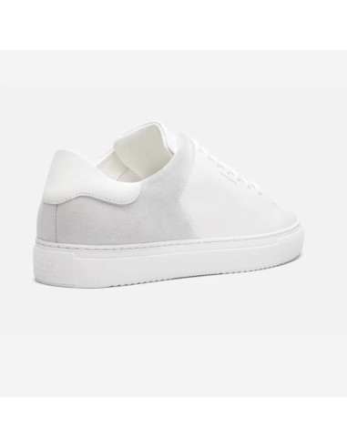 Sneakers Clean 90 Split Blanc/Off White Homme Axel Arigato présentées portées de dos|Magasin Homme Toulouse Sneakers Clean 90 Split Blanc/Off White Homme Axel Arigato présentées portées de dos|Magasin Homme Toulouse