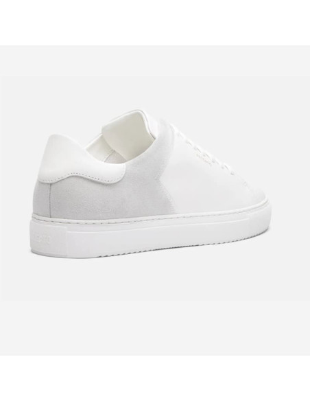 Sneakers Clean 90 Split Blanc/Off White Homme Axel Arigato présentées portées de dos｜Magasin Homme Toulouse
