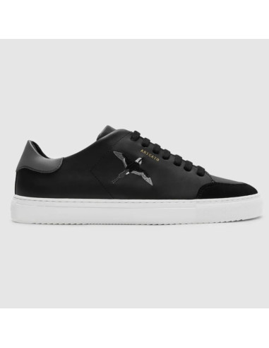 Sneakers Clean 90 B Bird Noir/Gris Foncé Homme Axel Arigato présentées portées de face|Magasin Homme Toulouse Sneakers Clean 90 B Bird Noir/Gris Foncé Homme Axel Arigato présentées portées de face|Magasin Homme Toulouse