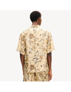 Chemise À Manches Courtes En Soie Beige Homme Kenzo présenté porté de face｜Boutique Homme Toulouse 2