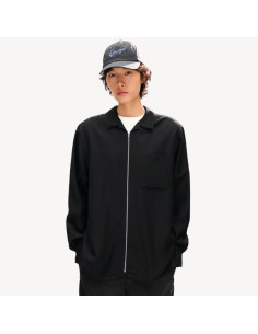 Chemise Oversize Zippée 'KENZO Signature' Noir Homme Kenzo présenté porté de face｜Boutique Homme Toulouse