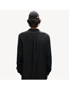 Chemise Oversize Zippée 'KENZO Signature' Noir Homme Kenzo présenté porté de face｜Boutique Homme Toulouse 2