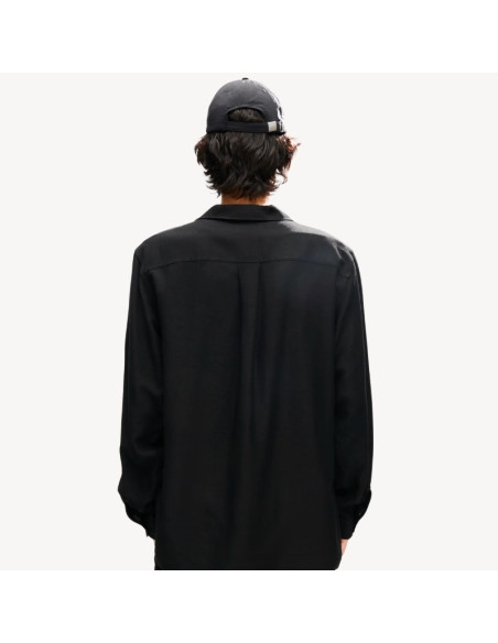 Chemise Oversize Zippée 'KENZO Signature' Noir Homme Kenzo présenté porté de dos｜Boutique Homme Toulouse
