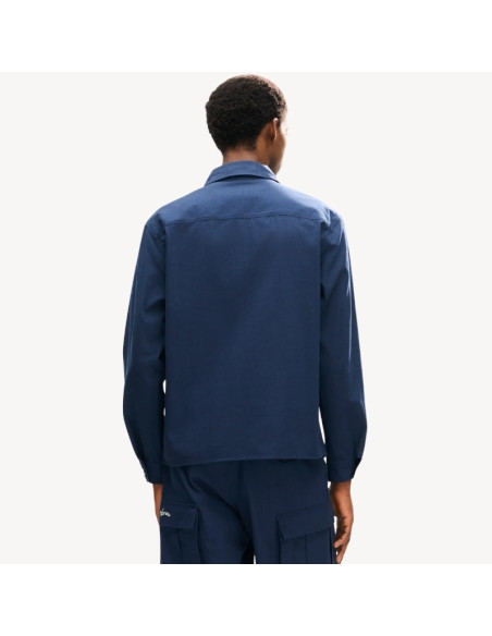 Surchemise Brodée En Sergé De Coton Bleu Marine Homme Kenzo présenté porté de dos｜Boutique Homme Toulouse