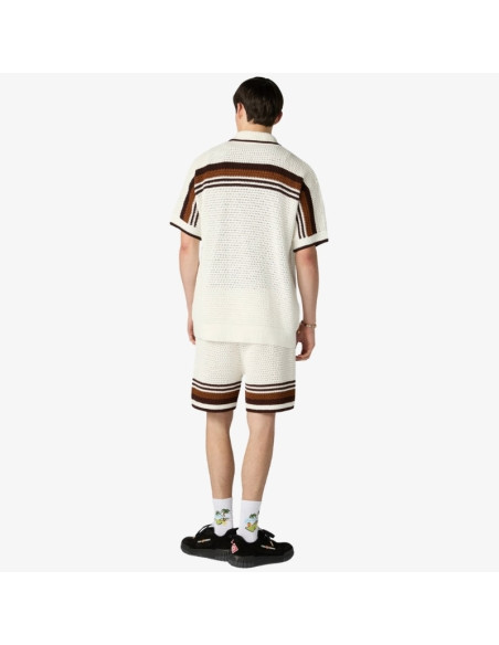 Short Blanc Et Marron En Crochet Tennis Homme Casablanca présenté porté de dos｜Boutique Homme Toulouse