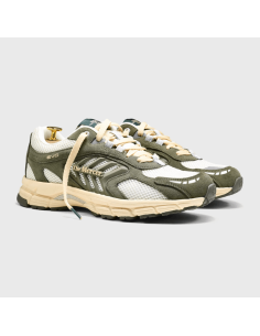 Sneaker The Re-Run Evo New York Olive Homme The Mercer Brand présentée portée de face｜Magasin Homme Toulouse 2