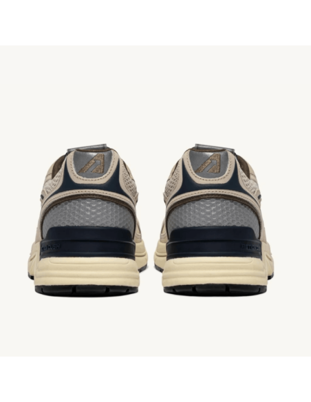 Basket Hyperway En Daim Et Mesh Sand Et Spa Blue Homme Autry présentée de dos｜Magasin Homme Toulouse