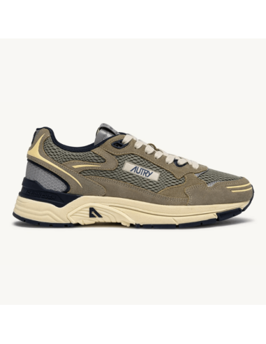 Basket Hyperway En Daim Et Mesh Silver Sage Et Spa Blue Homme Autry présentée de face|Magasin Homme Toulouse Basket Hyperway En Daim Et Mesh Silver Sage Et Spa Blue Homme Autry présentée de face|Magasin Homme Toulouse