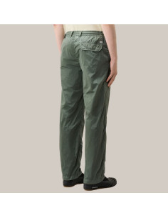 Pantalon Cargo Regular Lens Gris Homme C.P. Company présenté porté de face｜Boutique Homme Toulouse 2