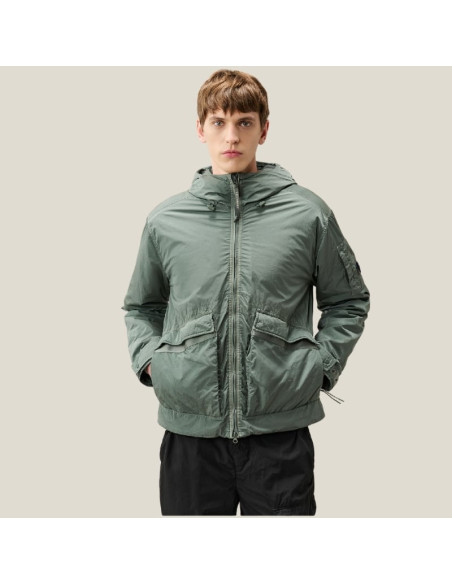 Heavy Chrome-R Padded Goggle Jacket Homme C.P. Company présenté porté de face｜Boutique Homme Toulouse