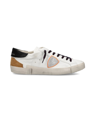 Sneakers Prsx Blanc Noir et Cognac Homme Philippe Model présentées portées de face|Magasin Homme Toulouse Sneakers Prsx Blanc Noir et Cognac Homme Philippe Model présentées portées de face|Magasin Homme Toulouse