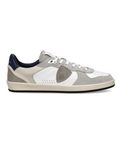 Sneakers Pgal Blanc Gris Et Bleu Homme Philippe Model présentées portées de profil｜Magasin Homme Toulouse