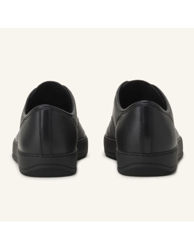 Sneakers DBB1 En Cuir Grainé Et Nappa Noir Homme Lanvin présentées portées de dos|Magasin Homme Toulouse Sneakers DBB1 En Cuir Grainé Et Nappa Noir Homme Lanvin présentées portées de dos|Magasin Homme Toulouse