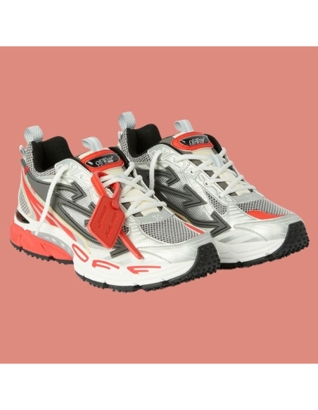 Be Right Back Gris Rouge Homme Off-White présentée de face de côté｜Magasin Homme Toulouse