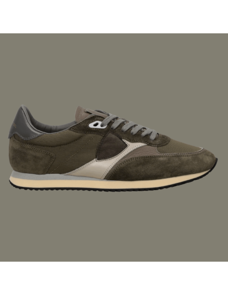 Sneaker Blville Vert Mud Homme Philippe Model présentée sur le côté｜Magasin Homme Toulouse