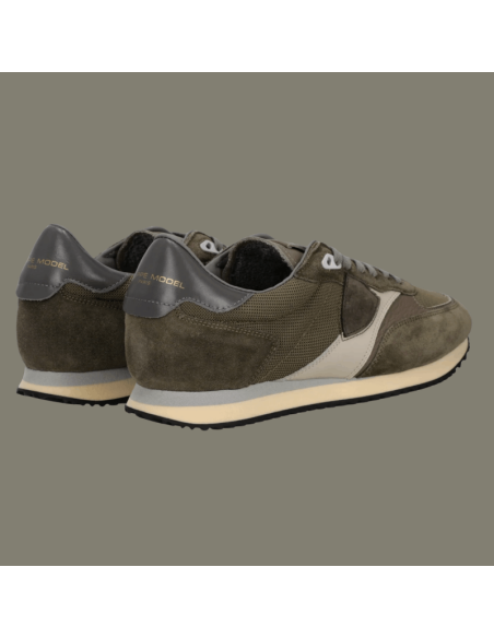 Sneaker Blville Vert Mud Homme Philippe Model présentée sur le côté de derrière｜Magasin Homme Toulouse