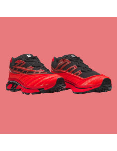 XT-EVO Noir Rouge Flamboyant Homme Salomon présentée sur le côté de face｜Magasin Homme Toulouse