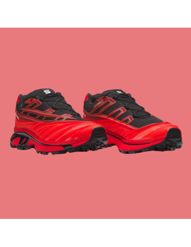 XT-EVO Noir Rouge Flamboyant Homme Salomon présentée sur le côté de face|Magasin Homme Toulouse XT-EVO Noir Rouge Flamboyant Homme Salomon présentée sur le côté de face|Magasin Homme Toulouse