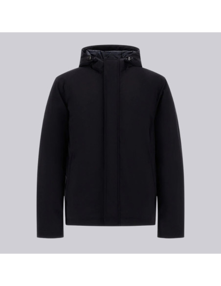 Blouson Twill Stretch Noir Homme Herno présenté de face｜Magasin Homme Toulouse
