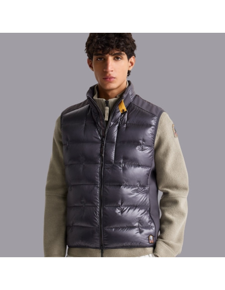 Millet Gris Anthracite Homme Parajumpers présenté porté de face｜Magasin Homme Toulouse