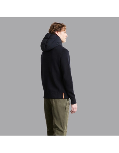 New Amos Hybrid Duck Hood Zip Soft Knit Noire RRD présentée portée de dos|Magasin Homme Toulouse New Amos Hybrid Duck Hood Zip Soft Knit Noire RRD présentée portée de dos|Magasin Homme Toulouse