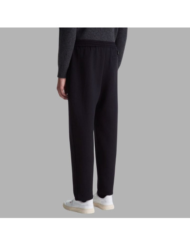 Jogging Resa Scb 01 Noir Homme Peuterey présenté porté de dos|Magasin Homme Toulouse Jogging Resa Scb 01 Noir Homme Peuterey présenté porté de dos|Magasin Homme Toulouse